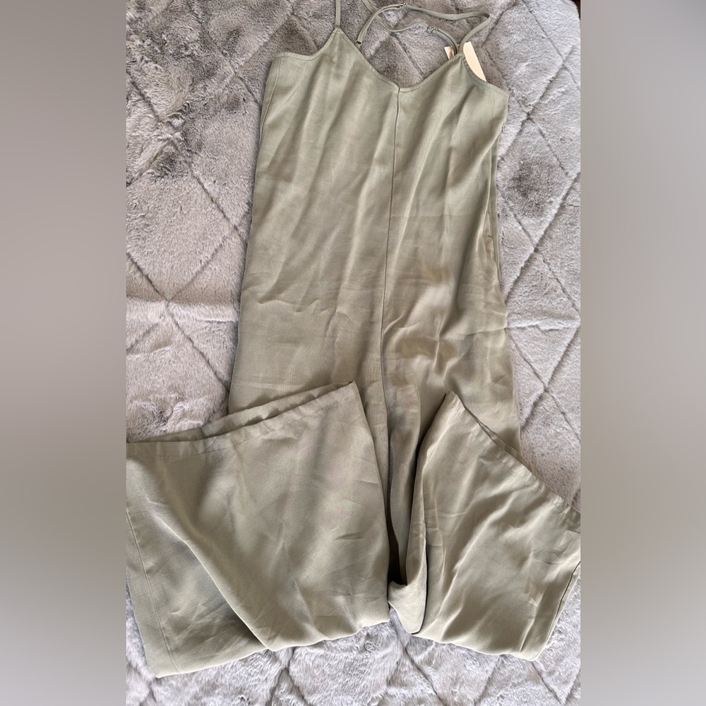 Naf Naf women’s XS one piece jumpsuit romper New with tags cream tint of green